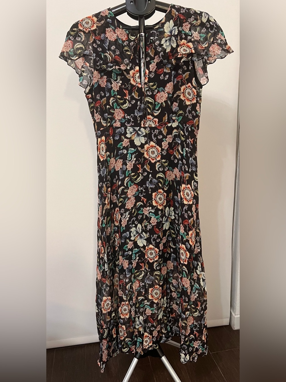 Zara Woman Floral Midi Dress – NWT – Size L